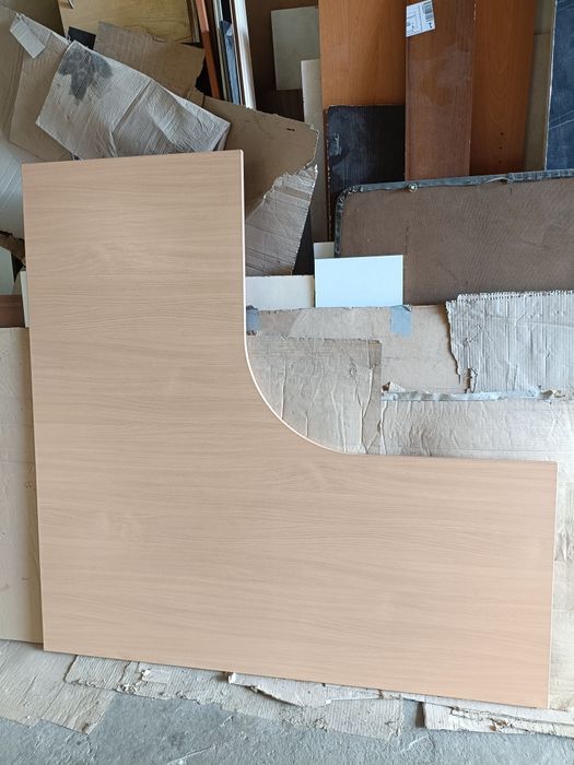 Стіл офісний ,комп'ютерний