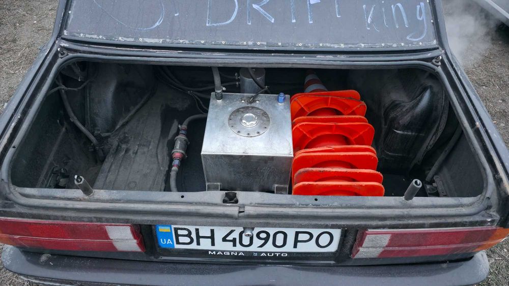 Дрифт корч BMW e30