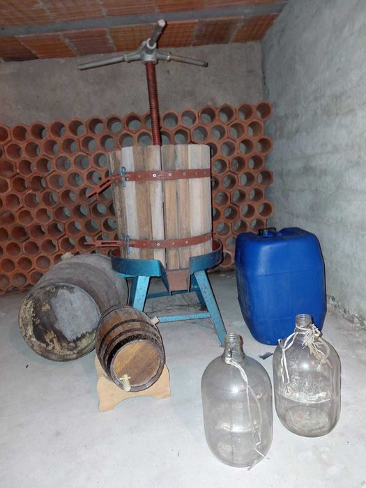Prensa de vinho manual
