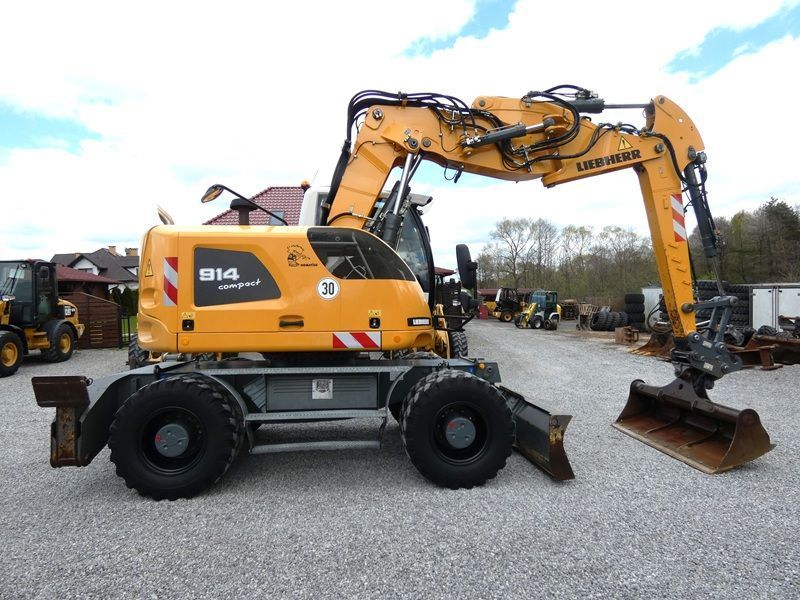 Liebherr A914 Compact / Super Stan / SPEEDER / Łapy + Pług /  Po wymianie filtrów i olejów / 900 912 / 313 315 / 314 316 / 914 916 /