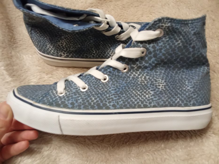 стильні жіночі кеди