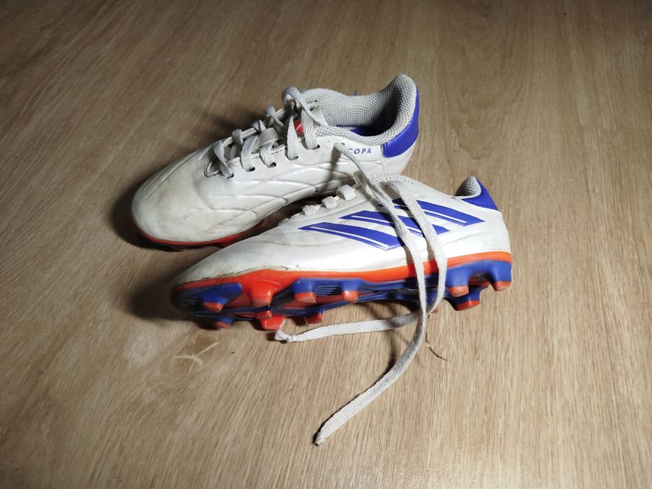 Chuteiras adidas 2 pares