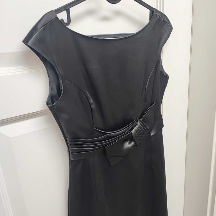 Sukienka klasyczna elegancka S czarna Orsay