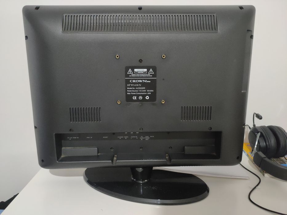 TV/Monitor LCD 22" inches64552726547969121
