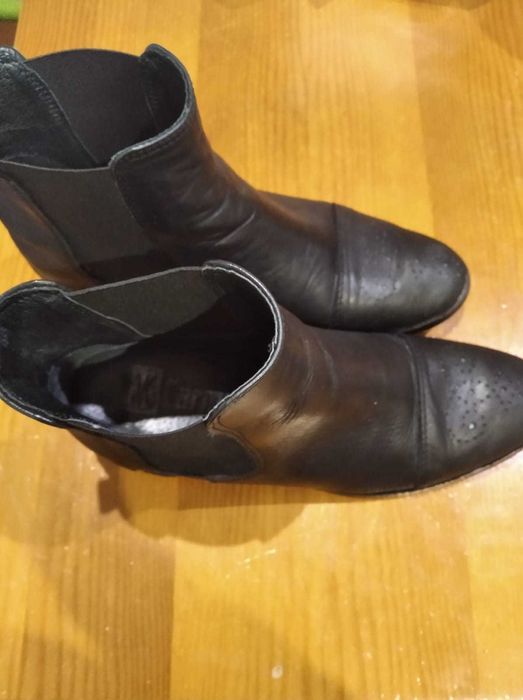 Botas pele tamanho 39