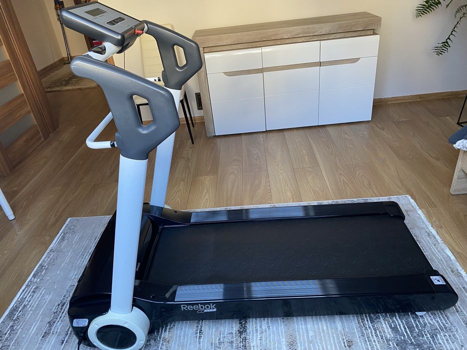 Bieżnia Reebok i run