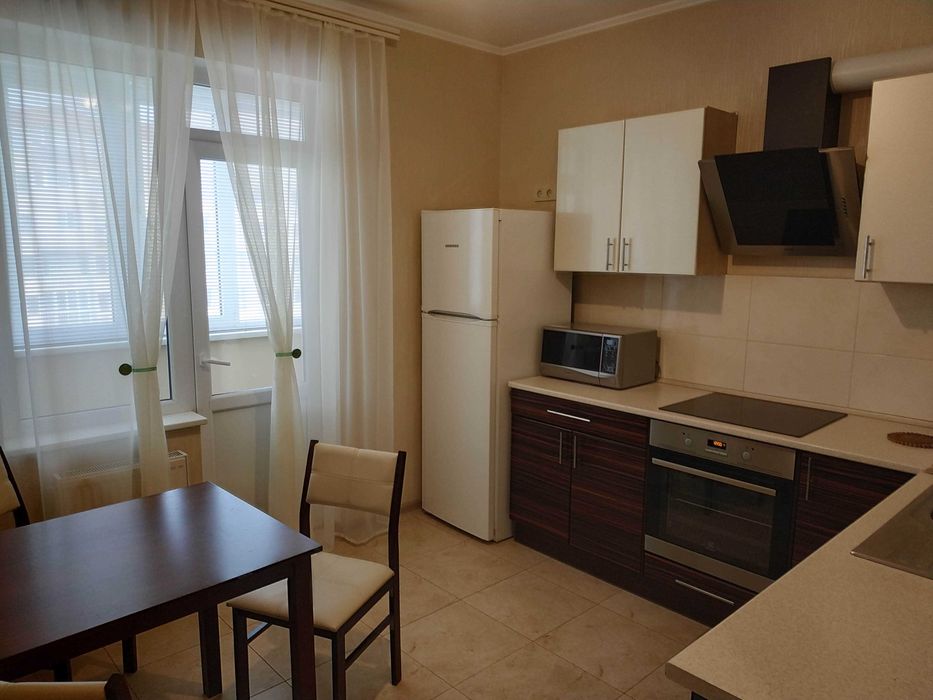 Сдам 1-комн. кв-ру, просп. Небесной сотни, район Радужного. Евроремонт