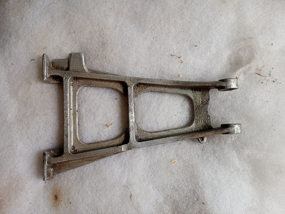 Центральна підніжка мотоцикла Мінськ, вихлопна труба Мінськ