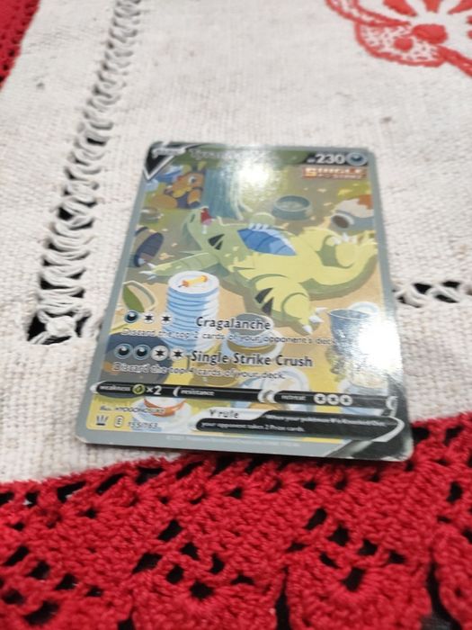 Carta Pokémon Tyranitar Vmax