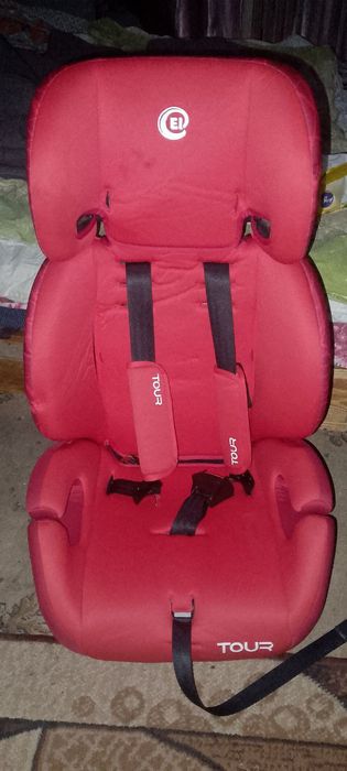 Дитяче автокрісло