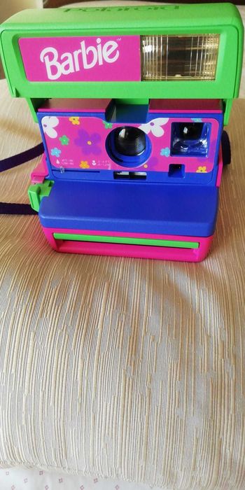 *Máquina fotográfica Polaroid Edição Especial Barbie*