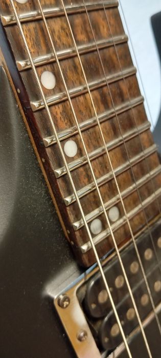 Срочно!  Продам электрогитару Сort X1