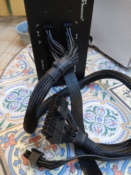 Vendo Fonte Alimentação Seasonic M12II evo Edition 520W