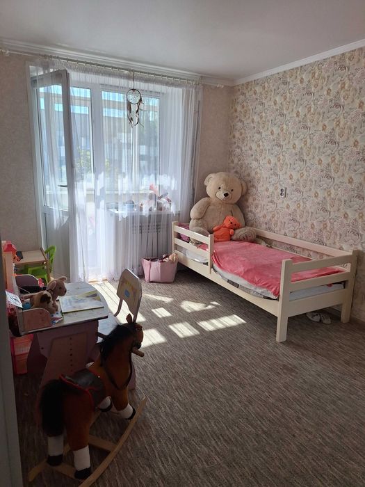 Apartment in Slavuta - More