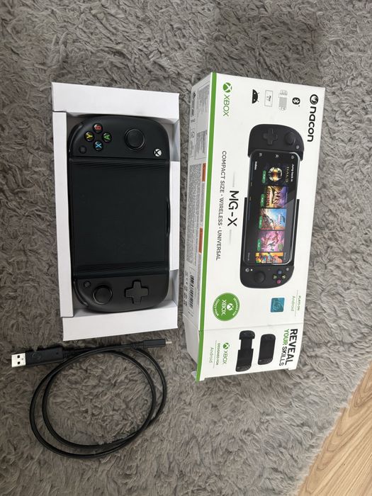 Nacon MG-X kontroler do smartfonów Android