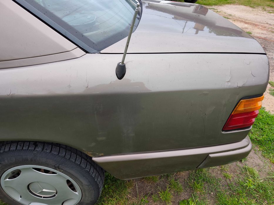 Mercedes Benz w124 200D