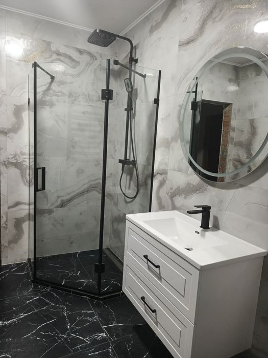 Плиточник, сантехнік, електрик