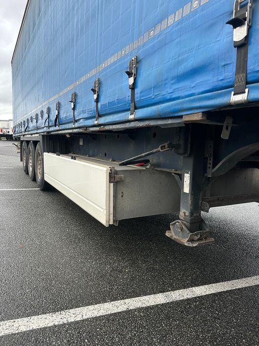 2 x KRONE Porta Bobinas 9 m