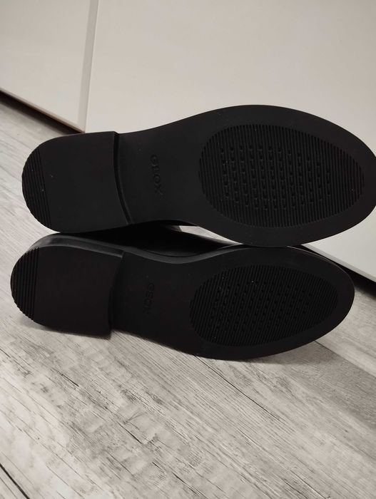 Geox Sztyblety damskie   D46WYC roz.37.5