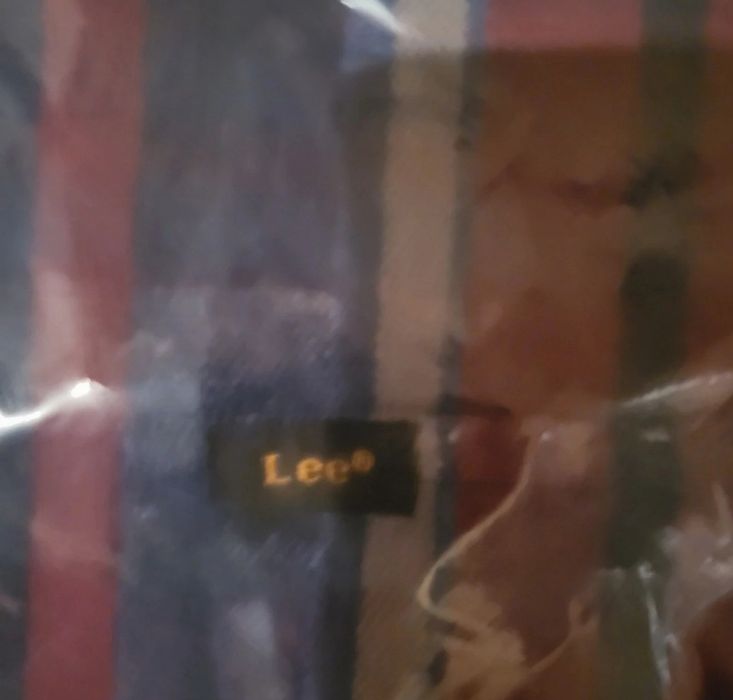 Sobre -Camisa grungel LEE. M