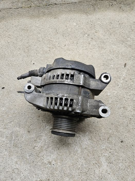 Alternator 104210-4521 Toyota Corolla Verso II  Avensis T27 2.2 D4D
