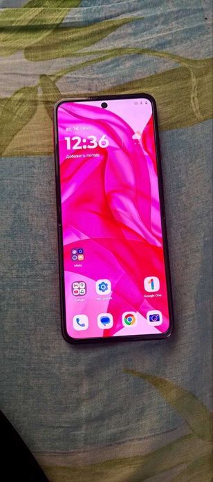 Motorola razr plus + 2024 (MDM + Locked)