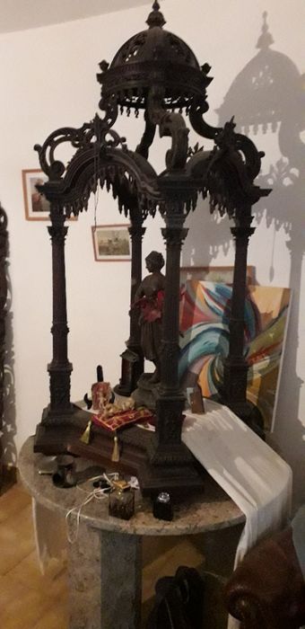 Baldaquino em pau santo sec XlX
