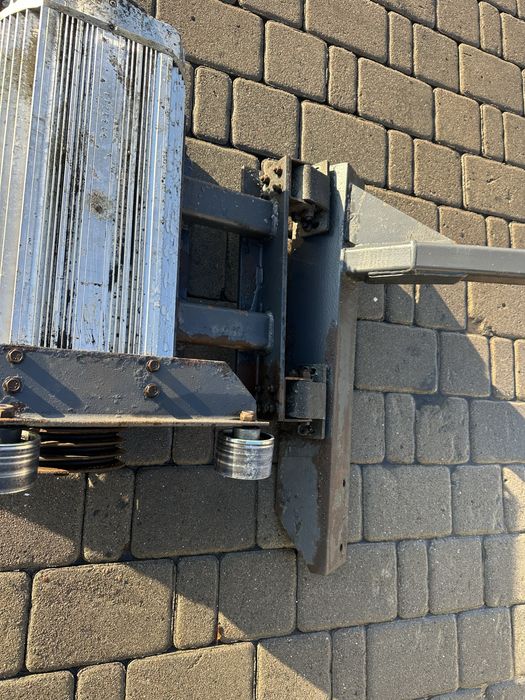 Генератор Frigoblock G24 автомобільна холодильна установка