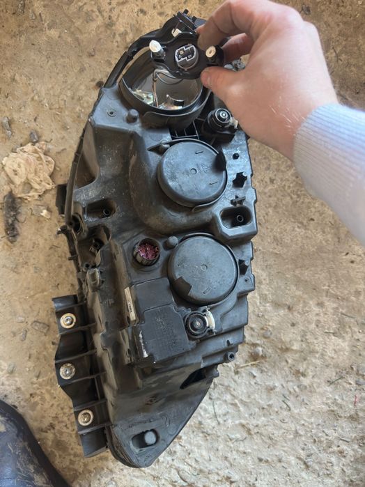 Ліва фара Фіат добло 263 рест