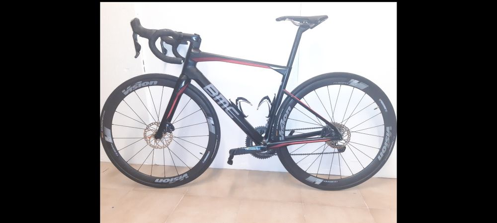 Bicicleta BMC roadmachine 01