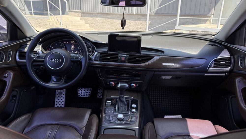 Audi A6 Quattro 2013 року випуску. Надійний та потужний 3.0 TDI дизель у поєднанні з легендарним повним приводом Quattro