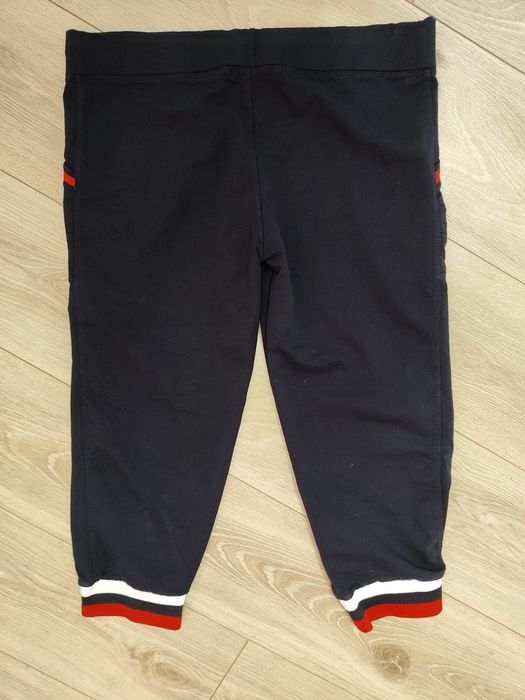 Капри р. М. Tommy Hilfiger