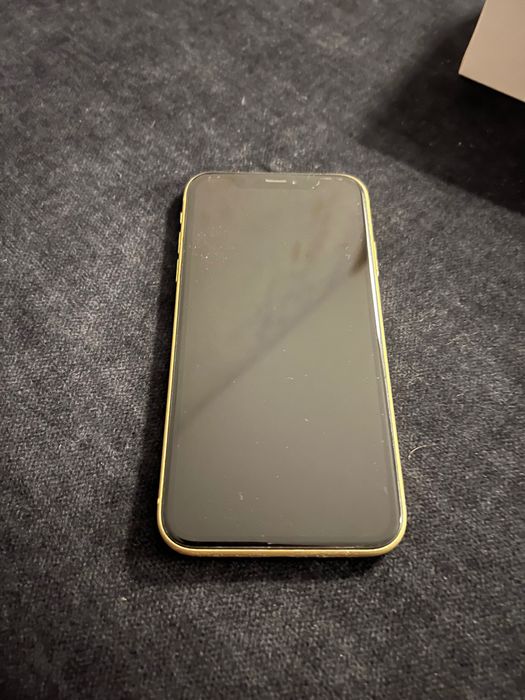 Sprzedam iPhona Xr stan Idealny Zółty