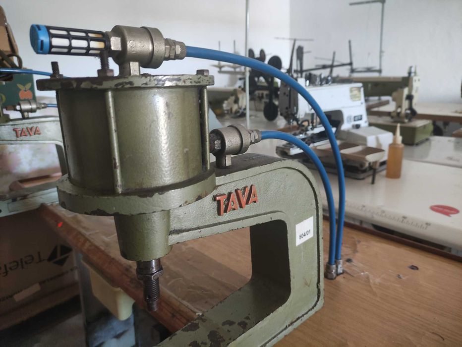 Máquinas de molas TAVA