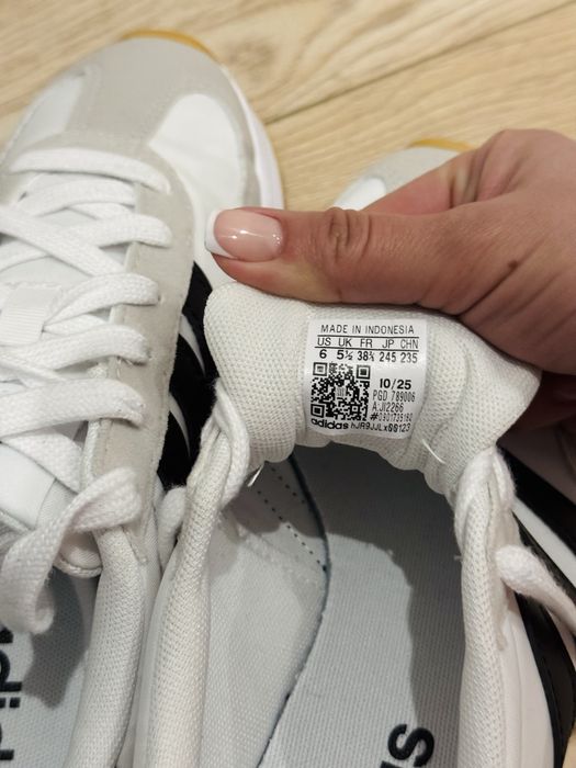 Кросівки ADIDAS RUN 70S