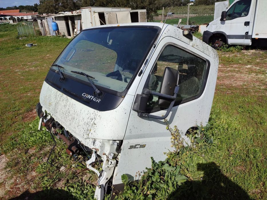CabineMitsubishiCanter2008