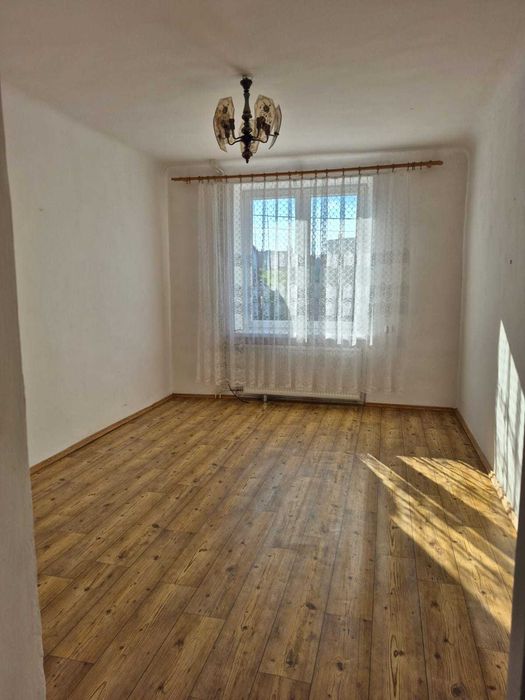 2 pokoje, 47 m², 1 piętro – centrum Maków Mazowiecki
