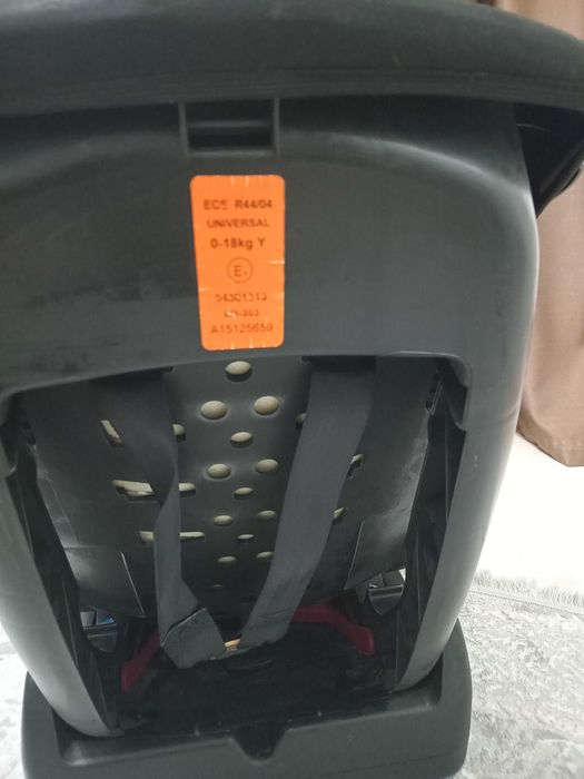 Автокрісло 0 -18 кг