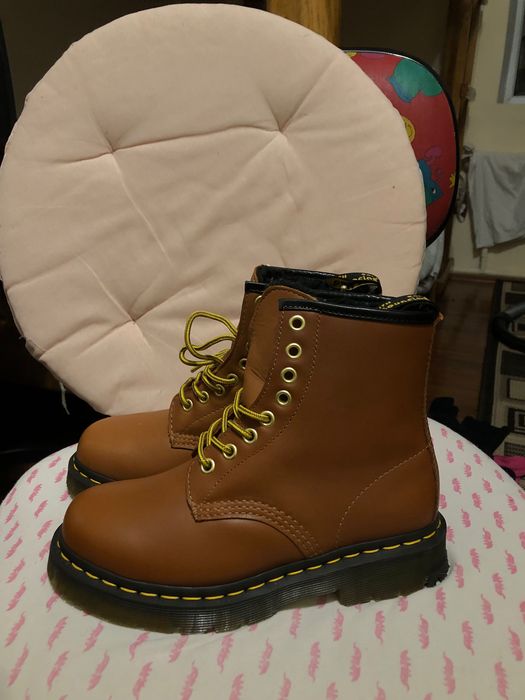Зимові черевики Dr. Martens з натуральної коричневої шкіри з хутром