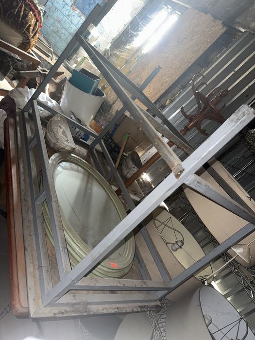 Продам столы полки и т д