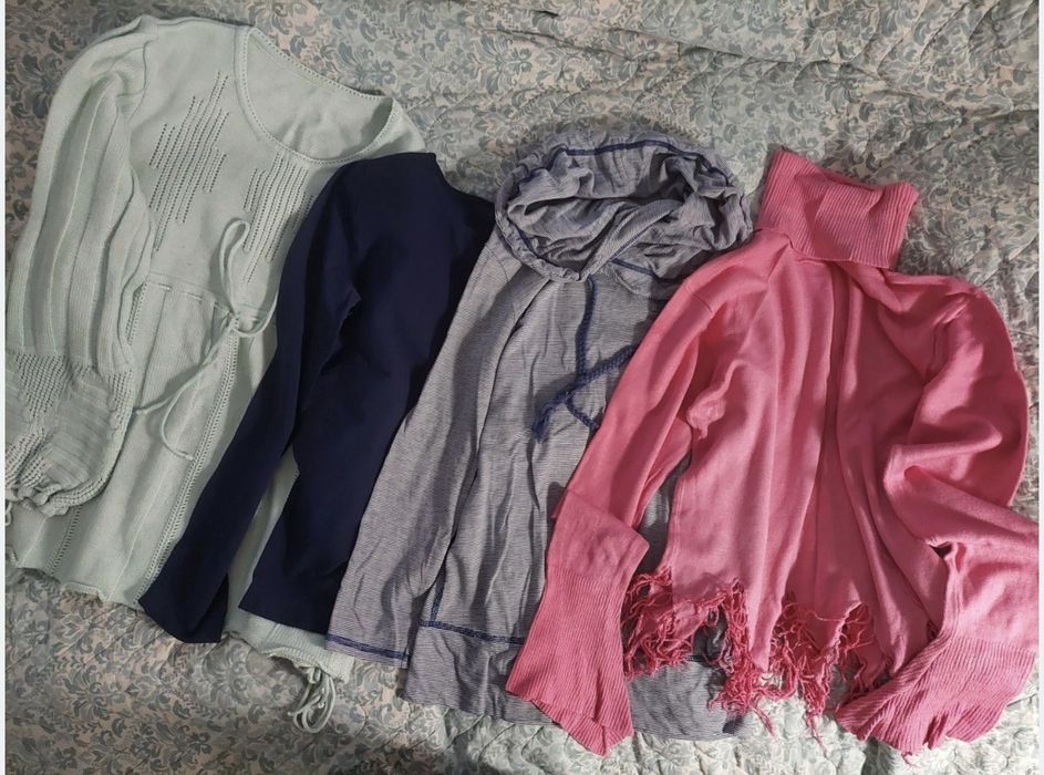 Светри для дівчинки на весну