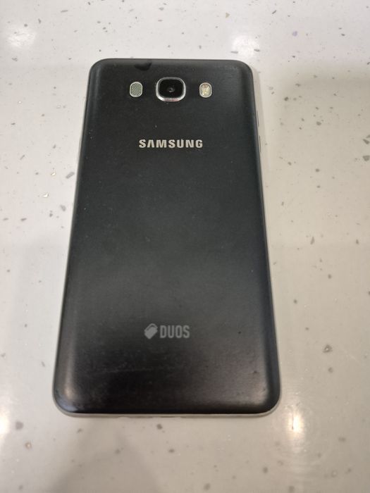 Samsung Galaxy J7 2016