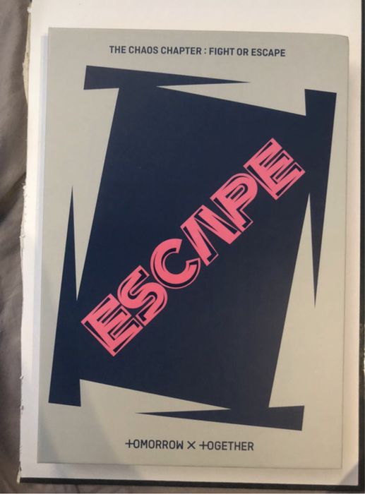 Album The Chaos Chapter: Fight or Escape, Escape version TxT kpop