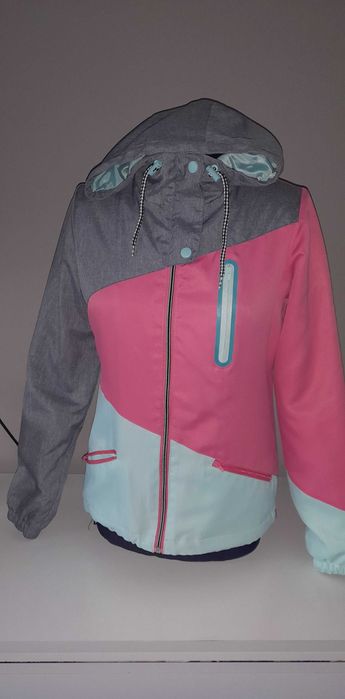 House ciekawa kurtka na polarze r. S mięta róż szary melanż