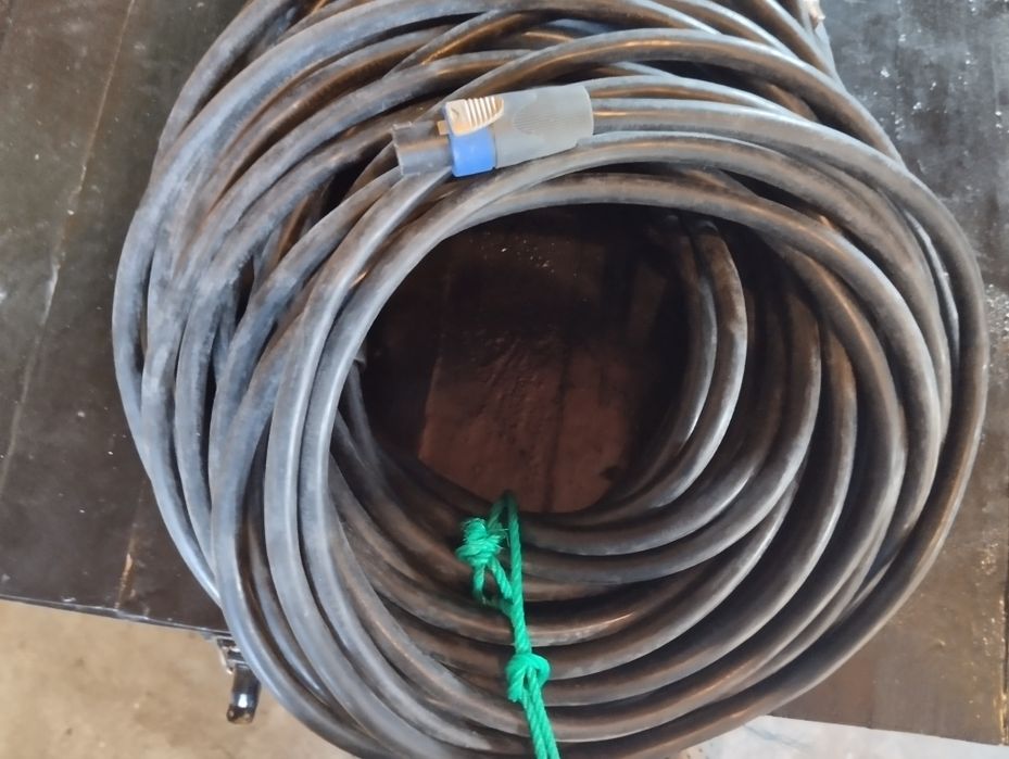 Professional Sound Material64174454051074124