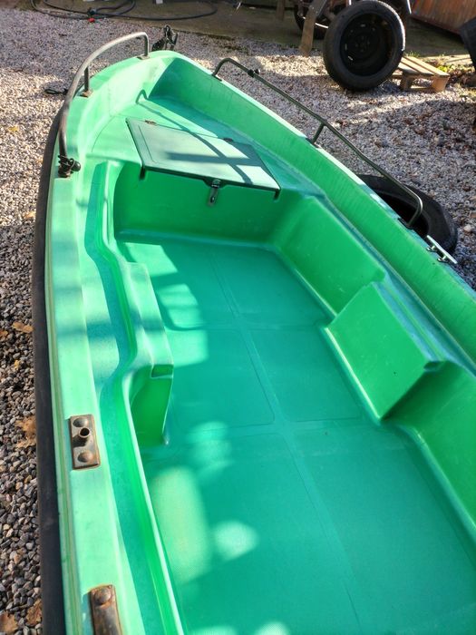 Łódka dwupłaszczowa