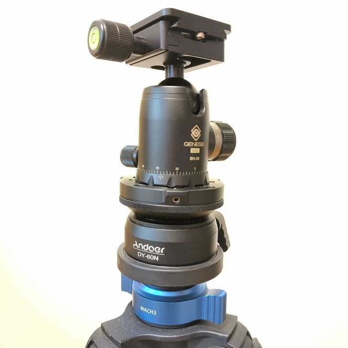 Tripé Carbono Benro Mach3 TMA38CL + Cabeça Genesis + Niveladora