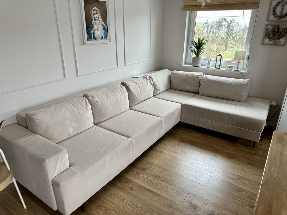 Beżowy duży narożnik rozkładany