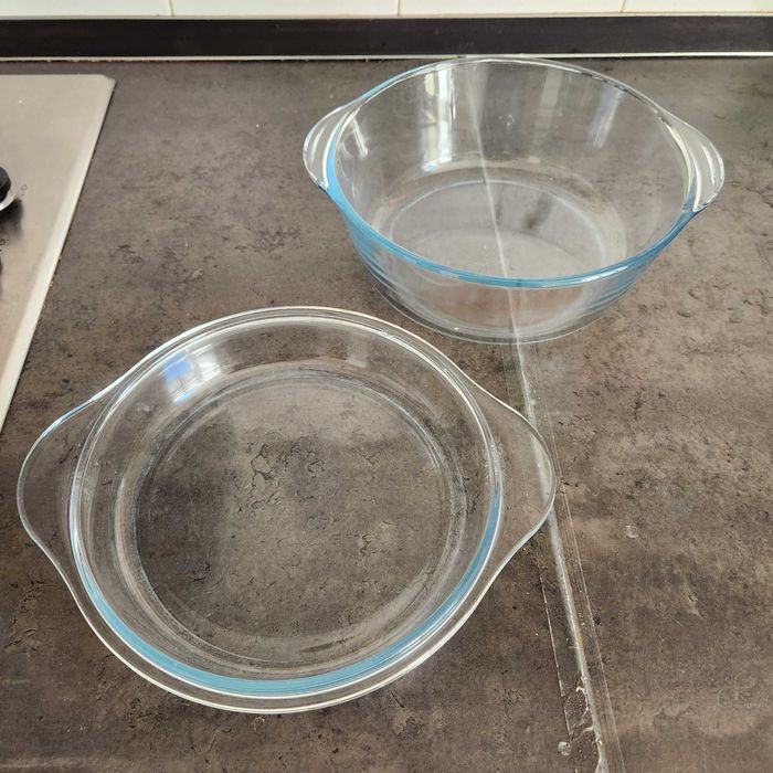 Tigela de vidro com tampa 22cm