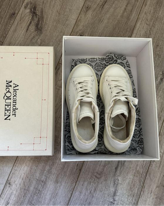 Білі кросівки/кеди Alexander McQueen оригінальні